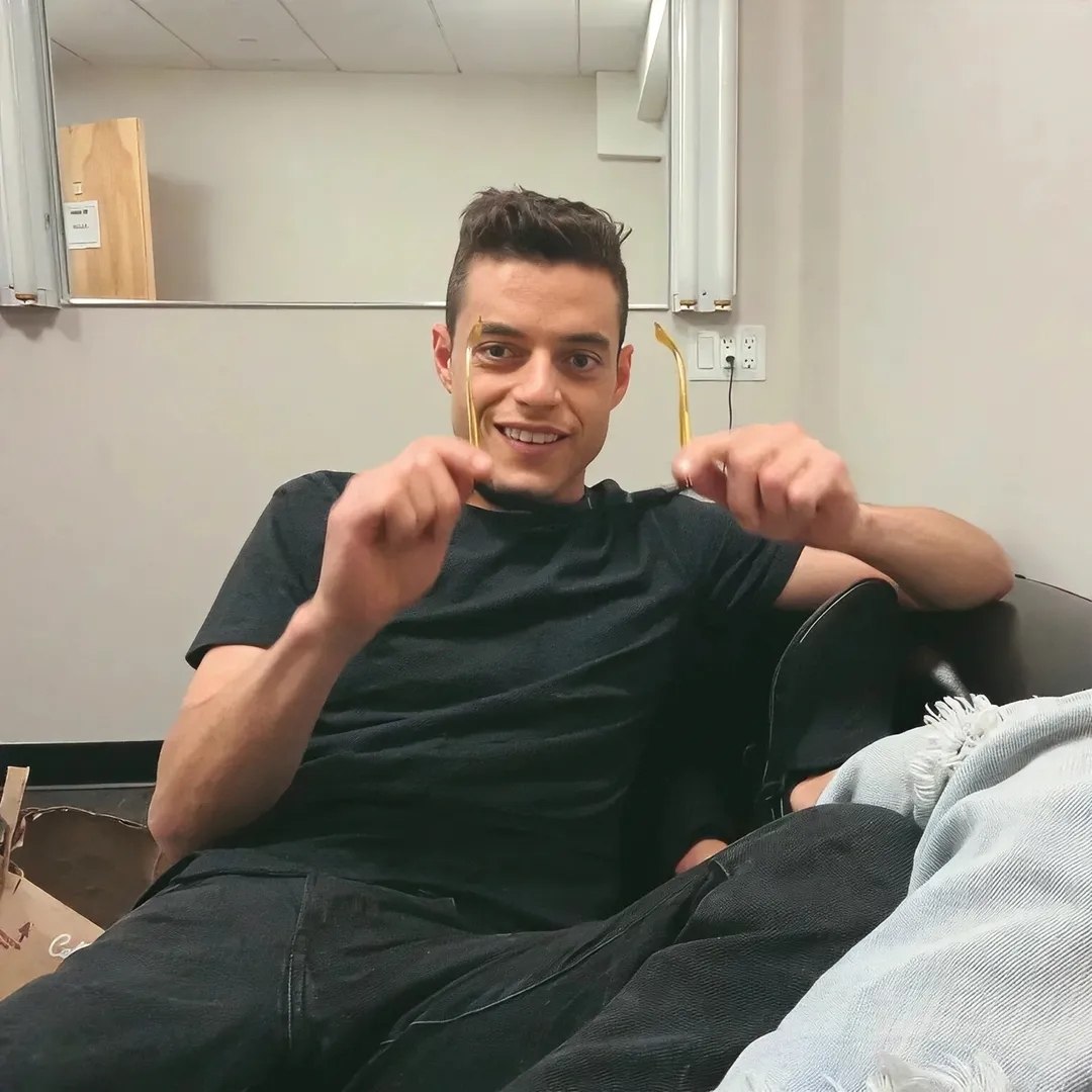 elliot.jpg